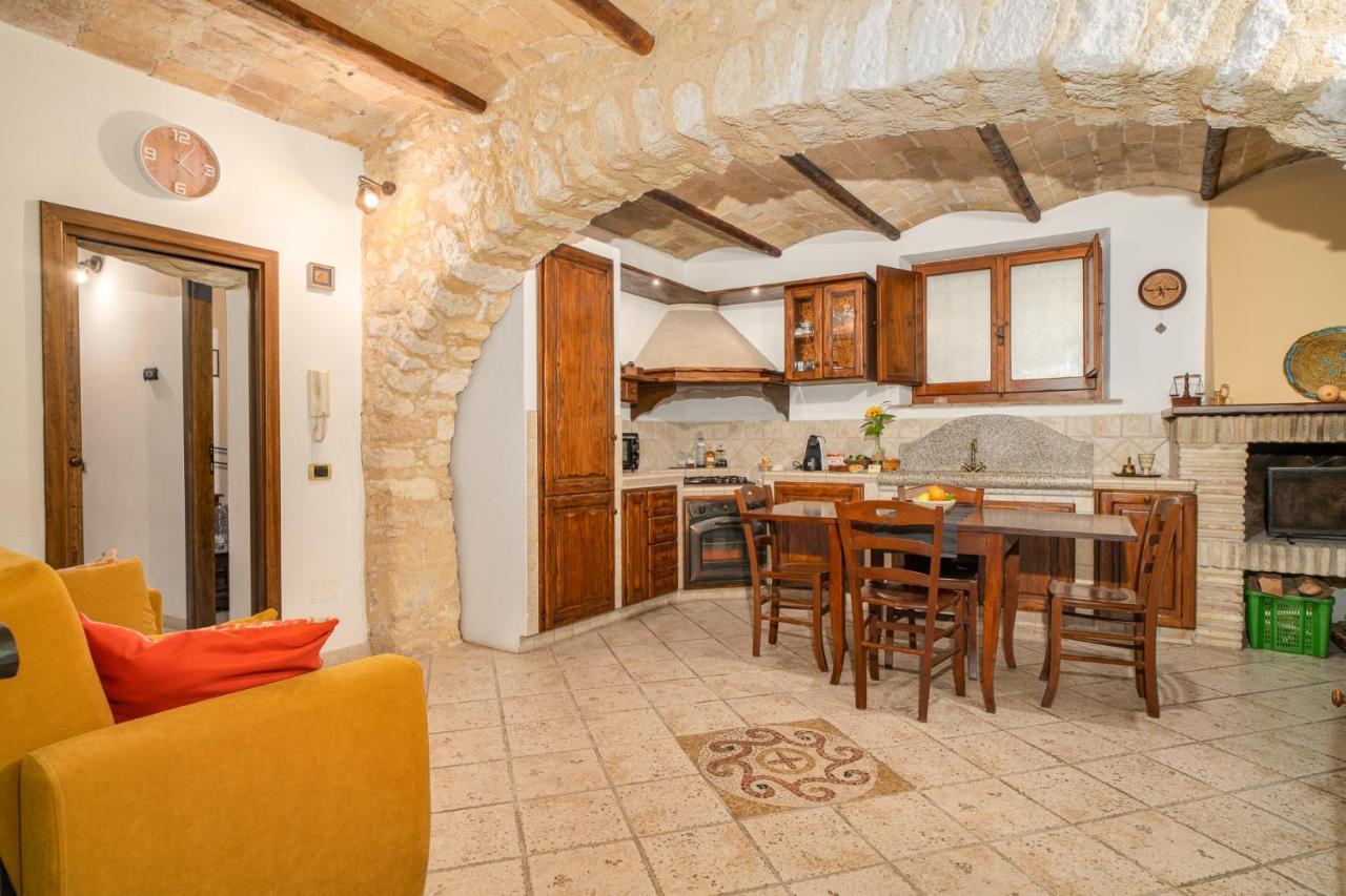 La Casa Dell' Etrusco Villa Tarquinia Buitenkant foto
